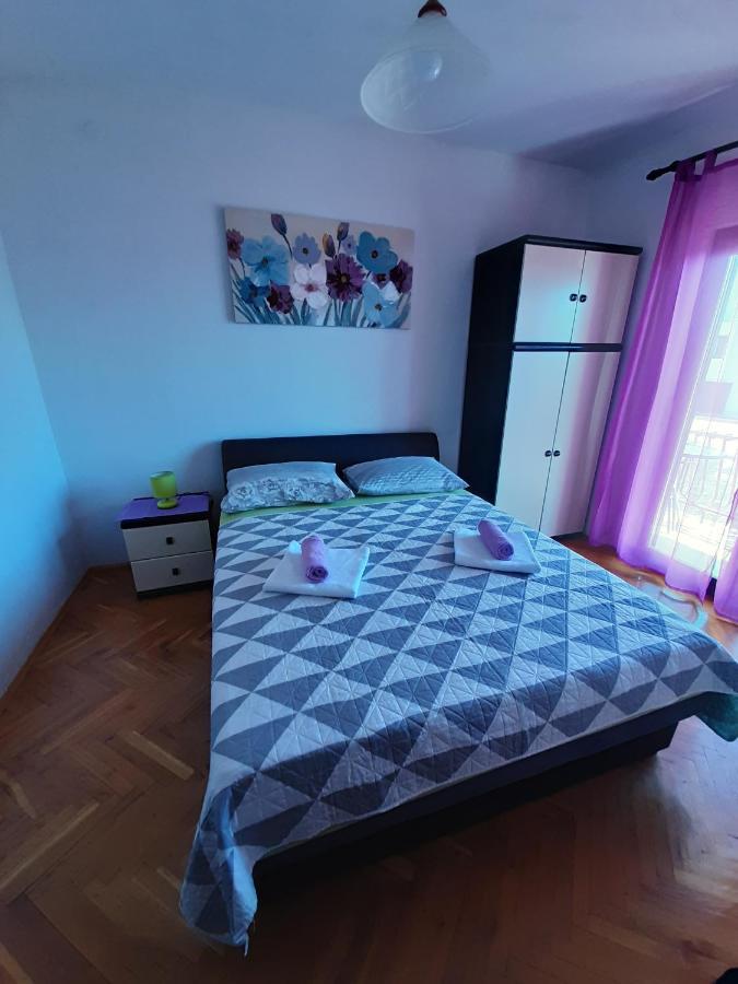 Apartments Ana Podstrana Exterior photo