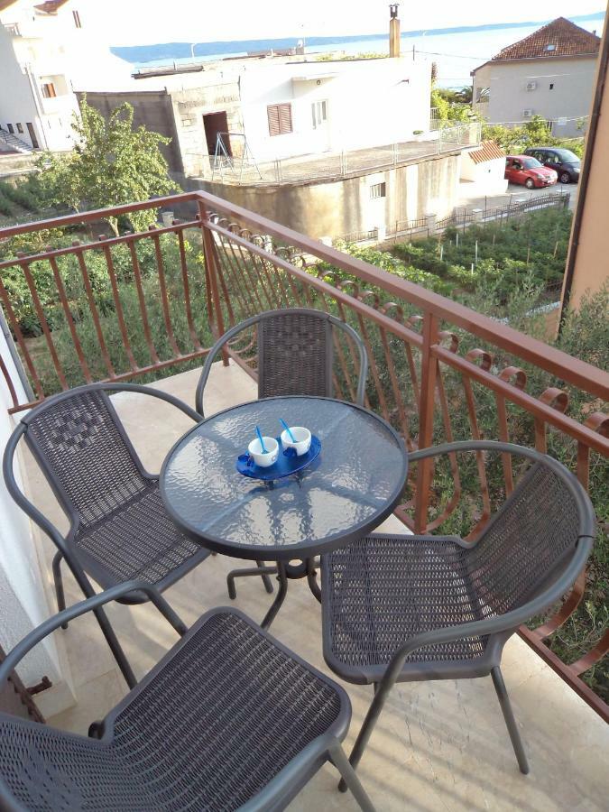 Apartments Ana Podstrana Exterior photo