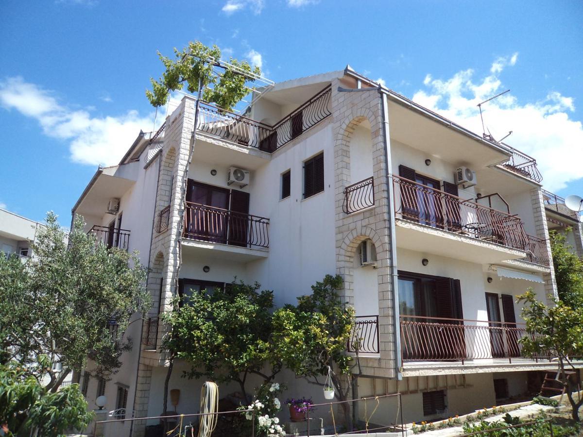 Apartments Ana Podstrana Exterior photo